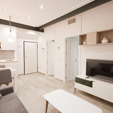 Apartamento Nuevo Y De Lujo En Puerta Del Sol Madrid Bagian luar foto