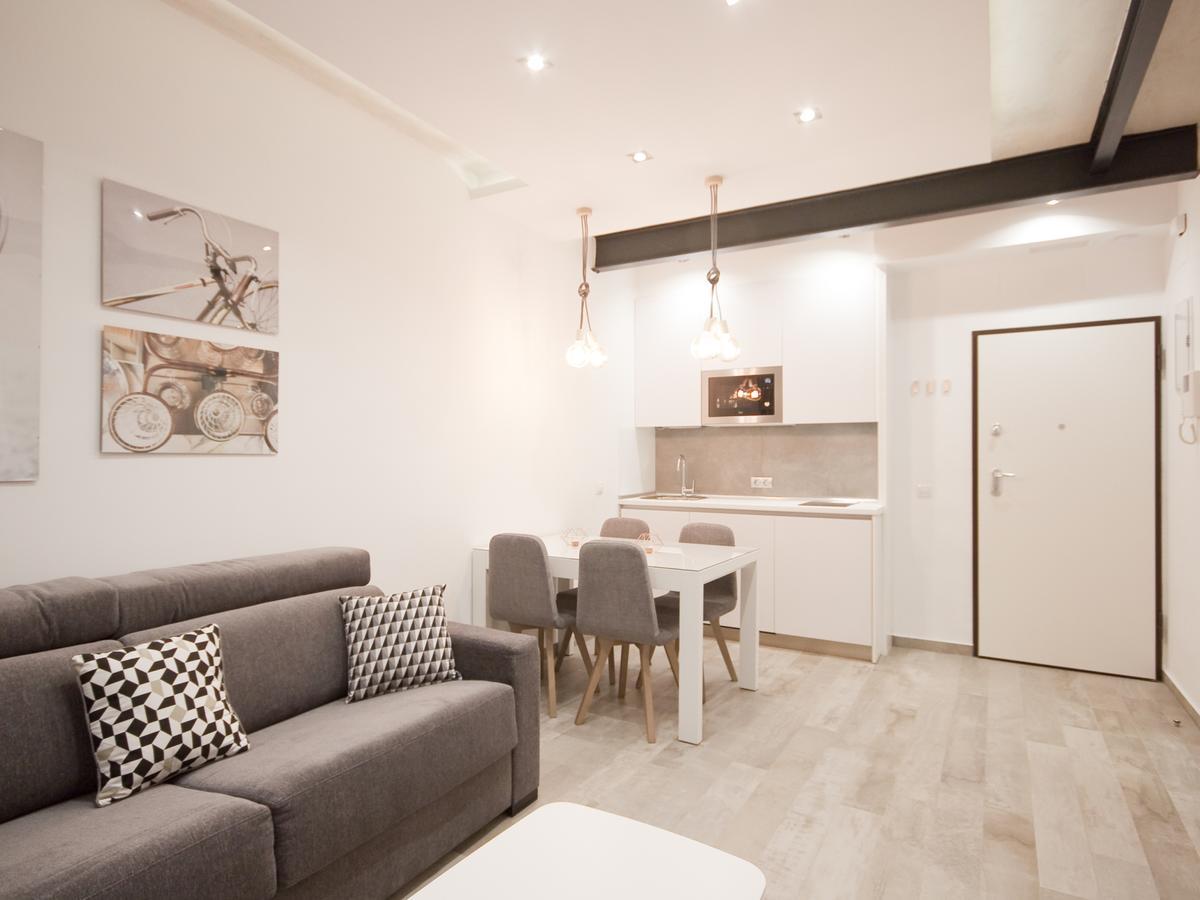 Apartamento Nuevo Y De Lujo En Puerta Del Sol Madrid Bagian luar foto