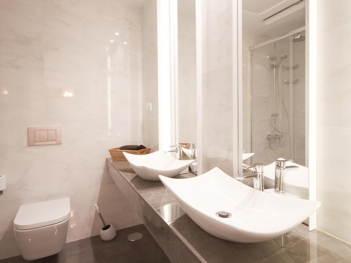 Apartamento Nuevo Y De Lujo En Puerta Del Sol Madrid Bagian luar foto